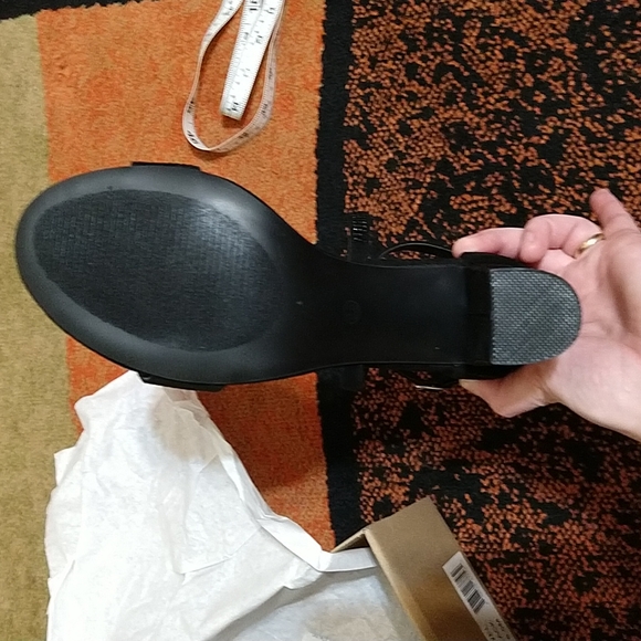 Cushionaire Dressy Heels - Picture 6 of 13